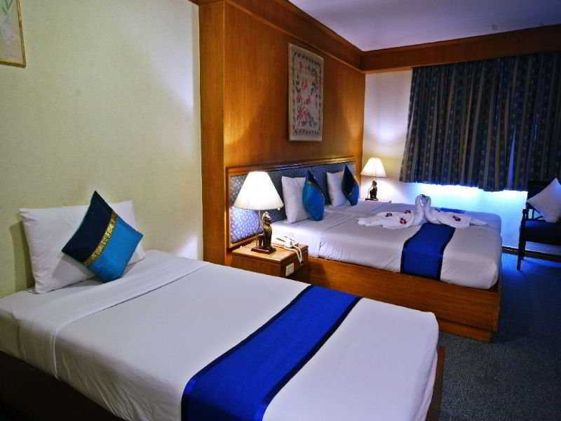 Silom Avenue Inn Bangkok Exterior foto