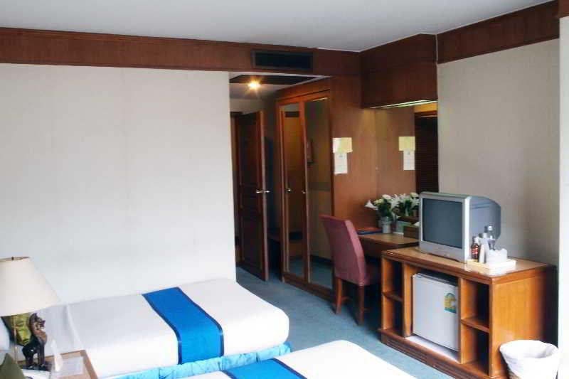 Silom Avenue Inn Bangkok Exterior foto