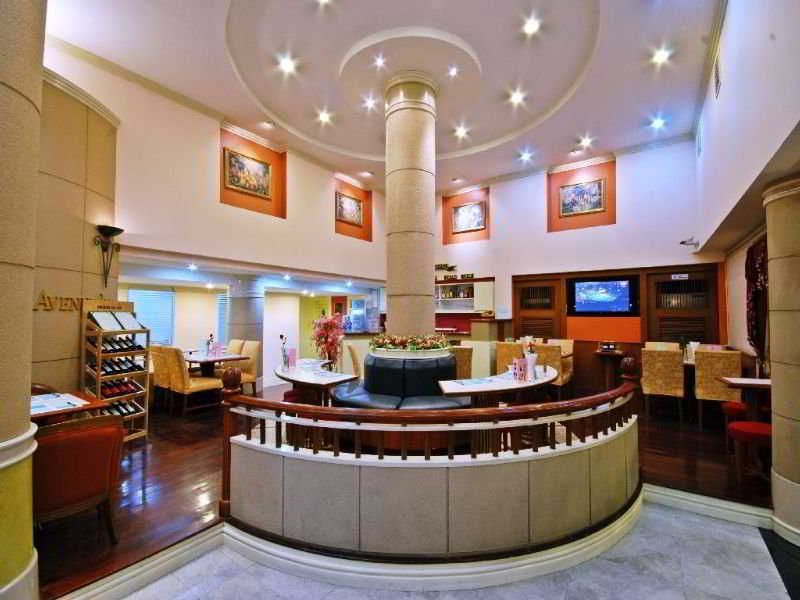 Silom Avenue Inn Bangkok Exterior foto